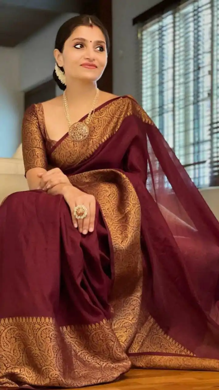 KP 3042 Maroon  Color Soft Lichi Silk Jacquard On All Over Saree Casual, Party Wear, Wedding, Events Etc. Expected Delivery 4-6 Working Days @1349/- | Designer Sarees, Embroidered Sarees, Sarees, Bollywood Sarees, Creative Sarees, Ethnic Saree, Modern Digital sarees, Party Wear Sarees