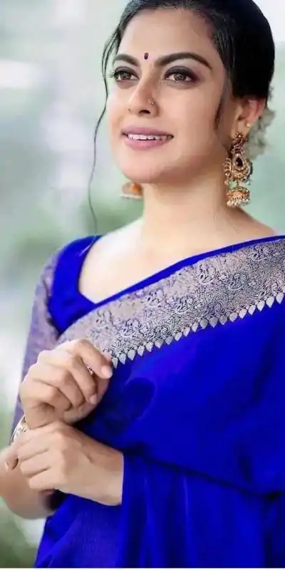 KP 3042 Royal Blue Color Soft Lichi Silk Jacquard On All Over Saree Casual, Party Wear, Wedding, Events Etc. Expected Delivery 4-6 Working Days @1349/- | Designer Sarees, Embroidered Sarees, Sarees, Bollywood Sarees, Creative Sarees, Ethnic Saree, Modern Digital sarees, Party Wear Sarees