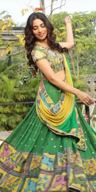 PC 319 Green Color Choline Kalamkari Digital Print Lehenga Choli Casual, Party Wear, Events, Festivals Wear Etc. Expected Delivery 4-6 Working Days @2079/- | Lehenga, Bollywood Lehenga, Creative Lehenga, Designer Lehenga, Embroidered Lehenga, Party Wear Lehenga