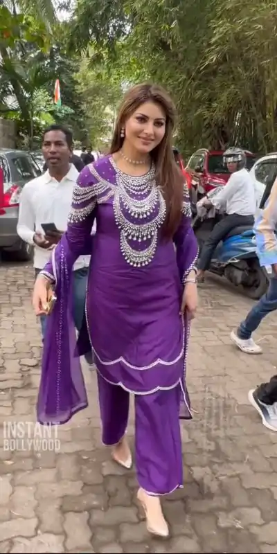 RTC 5755 Violet Color Fancy Chinon Silk Thread Sequence Salwar Suit Casual, Wedding, Party, Festive, Events. Expected Delivery 4-6 Working Days @2149/- | Kurti, Bollywood Kurti, Creative Kurtis, Designer Kurti, Party Wear Kurti, Selfie Kurti