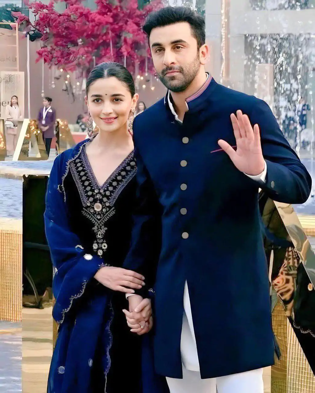  LG 1748 Navy Blue Alia Batt Ranbir Kapoor Velvet Party Wear Sharara Suit Wedding, Party, Festive, Events Etc.4-6 Working Days@ 2099/- only  | Casual Suits, Jump Suits, Salwar suit, Creative suits, Designer Suits, Palazzo Suits, Party Wear Suits, Patiala Suits, Straight Suits