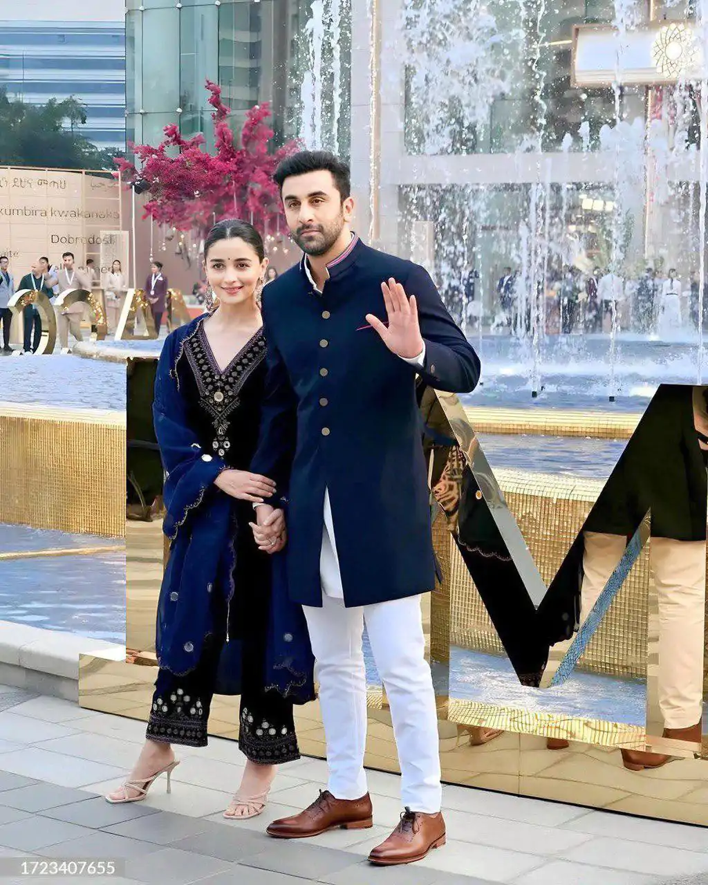  LG 1748 Navy Blue Alia Batt Ranbir Kapoor Velvet Party Wear Sharara Suit Wedding, Party, Festive, Events Etc.4-6 Working Days@ 2099/- only  | Casual Suits, Jump Suits, Salwar suit, Creative suits, Designer Suits, Palazzo Suits, Party Wear Suits, Patiala Suits, Straight Suits