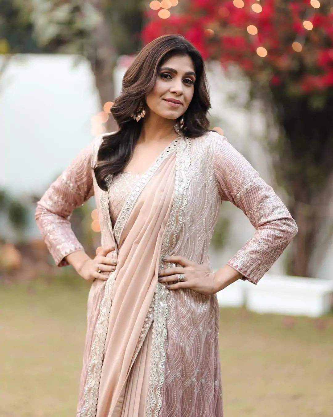 LG 1644 Peach or Lite Pink color Embroidery Work Saree With Koti Casual, Party Wear, Wedding, Events Etc.4-6 Working Days@ 1999/- only  | Designer Sarees, Embroidered Sarees, Sarees, Bollywood Sarees, Creative Sarees, Ethnic Saree, Modern Digital sarees, Party Wear Sarees