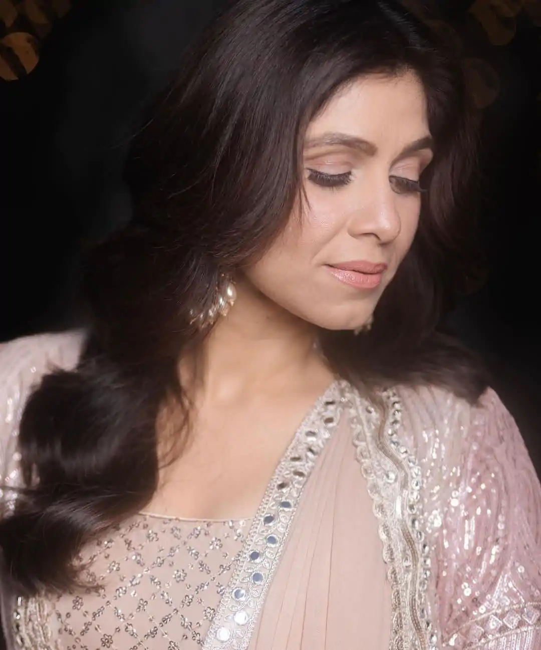 LG 1644 Peach or Lite Pink color Embroidery Work Saree With Koti Casual, Party Wear, Wedding, Events Etc.4-6 Working Days@ 1999/- only  | Designer Sarees, Embroidered Sarees, Sarees, Bollywood Sarees, Creative Sarees, Ethnic Saree, Modern Digital sarees, Party Wear Sarees