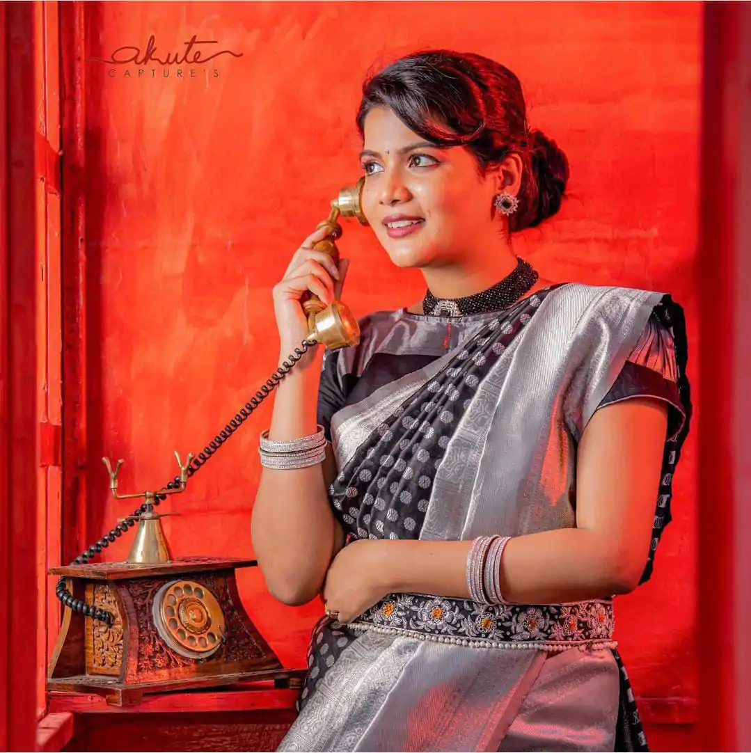 KP 3015 black Color Soft Litchi Silk Jacquard Work Sequence Saree Casual, Wedding, Festive, Events . Expected Delivery  4-6 Working Days @1449/- only | Designer Sarees, Embroidered Sarees, Sarees, Bollywood Sarees, Creative Sarees, Ethnic Saree, Modern Digital sarees, Party Wear Sarees