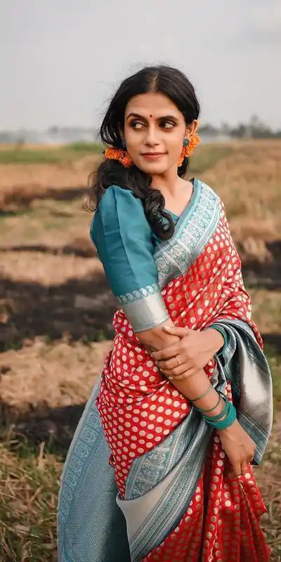 KP 3015 Red Color Soft Litchi Silk Jacquard Work Sequence Saree Casual, Wedding, Festive, Events . Expected Delivery  4-6 Working Days @1449/- only | Designer Sarees, Embroidered Sarees, Sarees, Bollywood Sarees, Creative Sarees, Ethnic Saree, Modern Digital sarees, Party Wear Sarees