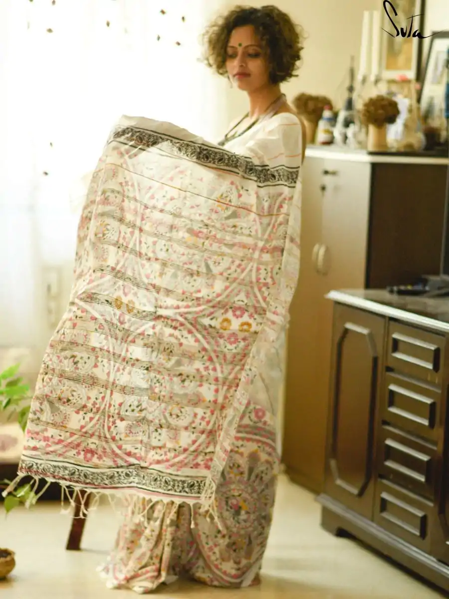 KT 197 White Color S Heavy Dola Silk Digital Print Saree Casual, Wedding, Festive, Events . Expected Delivery  4-6 Working Days @1449/- only                                                                                                                                             | Designer Sarees, Embroidered Sarees, Sarees, Bollywood Sarees, Creative Sarees, Ethnic Saree, Modern Digital sarees, Party Wear Sarees