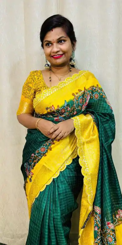 MS 473 Green Color dola mangalagiri checks All Over Kalamkari Floral Print Saree , Wedding, Festive, Events . Expected Delivery  4-6 Working Days @1699/- | Designer Sarees, Embroidered Sarees, Sarees, Bollywood Sarees, Creative Sarees, Ethnic Saree, Modern Digital sarees, Party Wear Sarees