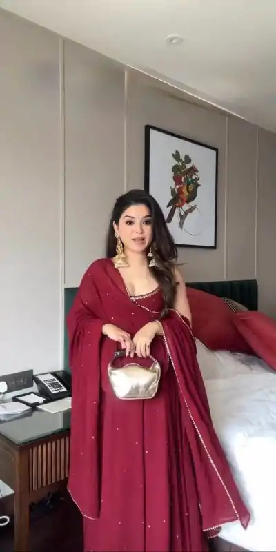 RTC 5839 Maroon Color Foix Georgette Thread With Real Mirror With Diamond Salwar Suit , Wedding, Party, Festive, Events Etc.4-6 Working Days@ 1949/-only | Casual Suits, Jump Suits, Salwar suit, Creative suits, Designer Suits, Palazzo Suits, Party Wear Suits, Patiala Suits, Straight Suits