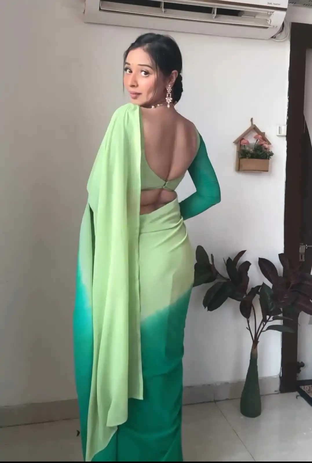 SC 222 Pista And Green Color Georgette Silk Multi Combination All over The Saree , Wedding, Festive, Events . Expected Delivery  4-6 Working Days @1549/-                                                                                                                                        | Designer Sarees, Embroidered Sarees, Sarees, Bollywood Sarees, Creative Sarees, Ethnic Saree, Modern Digital sarees, Party Wear Sarees