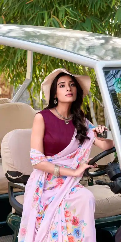 YNF 7041 Light Pink Color Weightless Marble Floral Printed Saree Casual, Wedding, Festive, Events . Expected Delivery  4-6 Working Days @1549/- only                                                                                                                                           | Designer Sarees, Embroidered Sarees, Sarees, Bollywood Sarees, Creative Sarees, Ethnic Saree, Modern Digital sarees, Party Wear Sarees