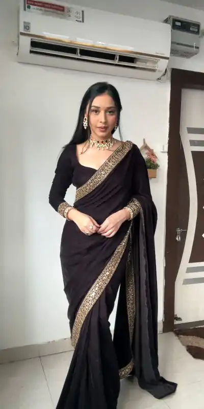SC 233 Black Velvet Color Pure 9000 Velvet With Embroidery Lace Border Saree Casual, Wedding, Festive, Events . Expected Delivery  4-6 Working Days @1999/- | Designer Sarees, Embroidered Sarees, Sarees, Bollywood Sarees, Creative Sarees, Ethnic Saree, Modern Digital sarees, Party Wear Sarees