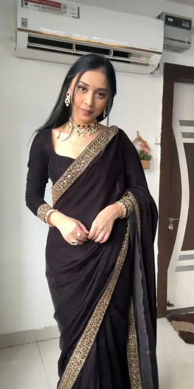 SC 233 Black Velvet Color Pure 9000 Velvet With Embroidery Lace Border Saree Casual, Wedding, Festive, Events . Expected Delivery  4-6 Working Days @1999/- | Designer Sarees, Embroidered Sarees, Sarees, Bollywood Sarees, Creative Sarees, Ethnic Saree, Modern Digital sarees, Party Wear Sarees