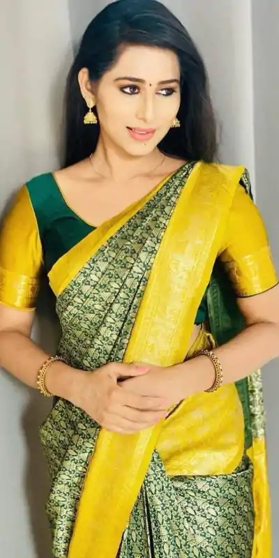 KP 1040 Green Color Lichi Silk Jacquard Work On All Over Saree Casual, Wedding, Festive, Events . Expected Delivery  4-6 Working Days @1449/- only                                                                                                                                           | Designer Sarees, Embroidered Sarees, Sarees, Bollywood Sarees, Creative Sarees, Ethnic Saree, Modern Digital sarees, Party Wear Sarees