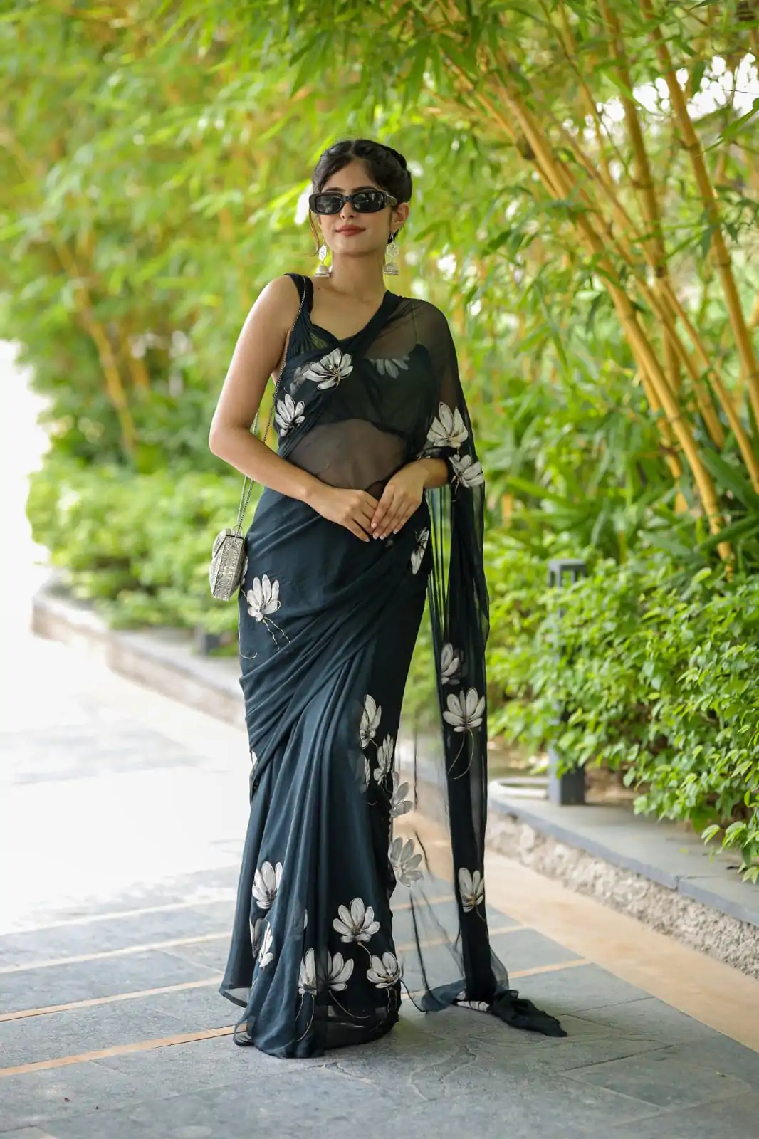 SC 411 Black Color Soft Georgette Silk All Over Saree Casual, Wedding, Festive, Events . Expected Delivery  4-6 Working Days @1599/- only                                                                                                                                           | Designer Sarees, Embroidered Sarees, Sarees, Bollywood Sarees, Creative Sarees, Ethnic Saree, Modern Digital sarees, Party Wear Sarees