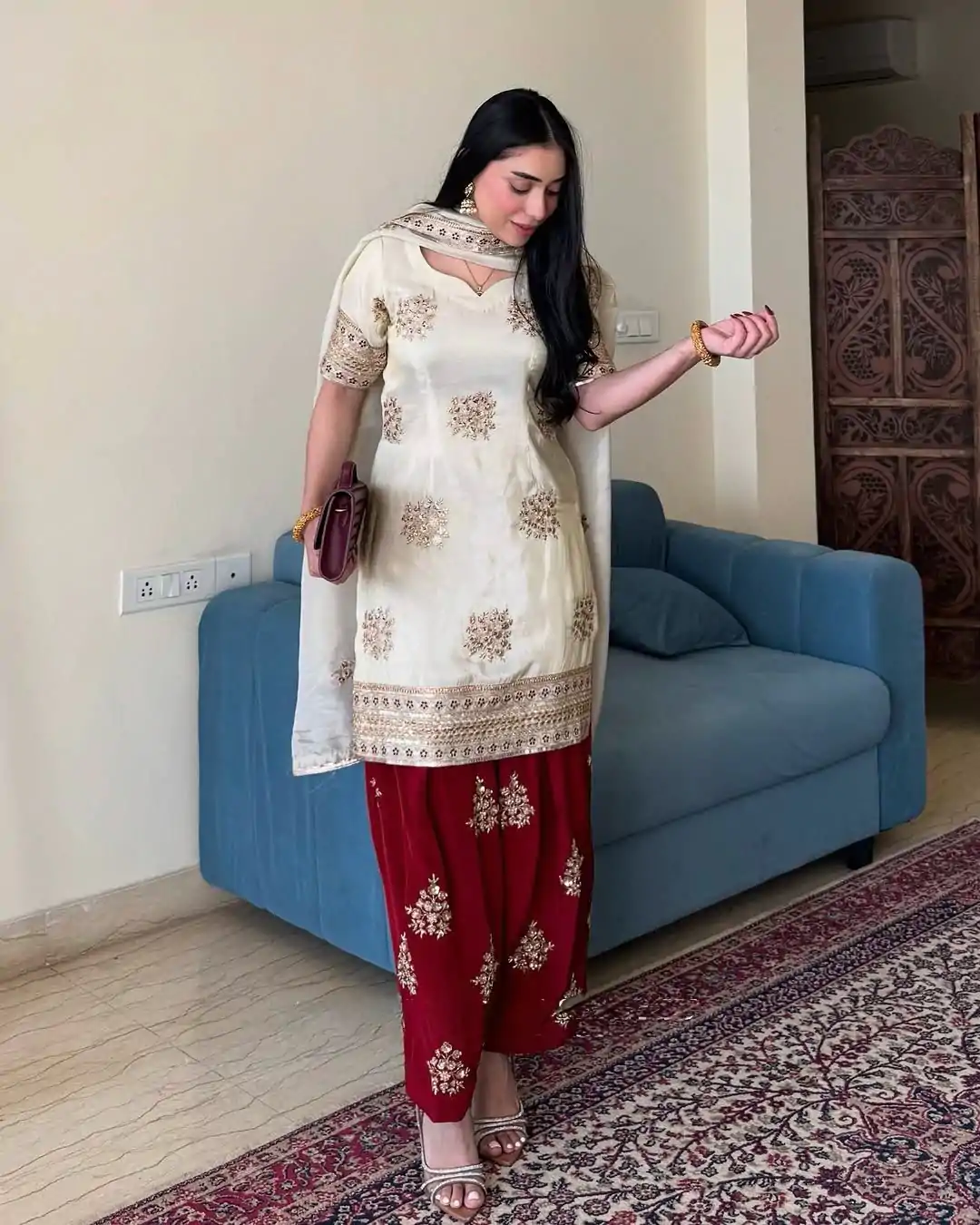 VLM 265 White Color Chinon Silk With Embroidery Work Salwar Suit Casual, Wedding, Party, Festive, Events Etc.4-6 Working Days@ 2049/-only | Casual Suits, Jump Suits, Salwar suit, Creative suits, Designer Suits, Palazzo Suits, Party Wear Suits, Patiala Suits, Straight Suits