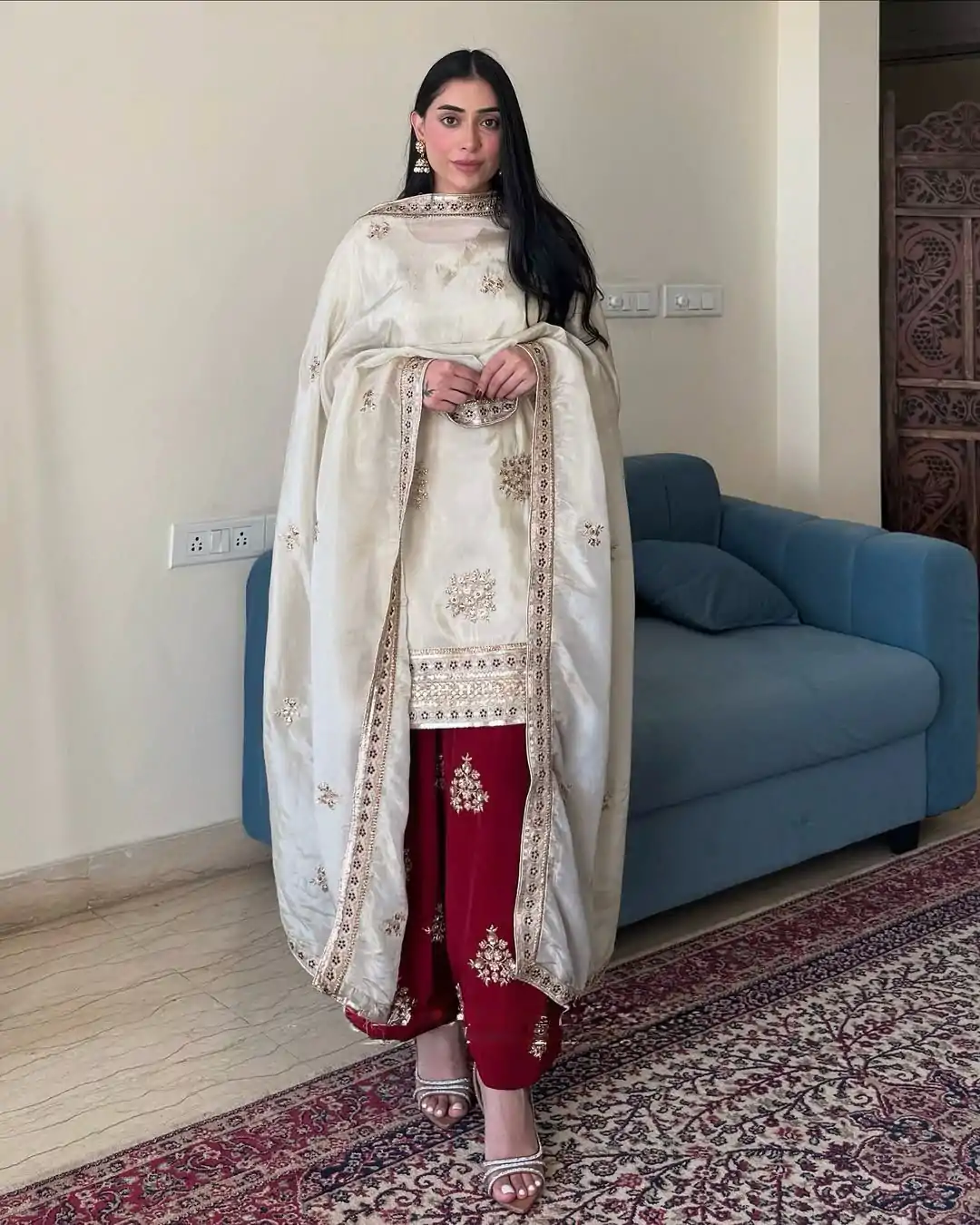 VLM 265 White Color Chinon Silk With Embroidery Work Salwar Suit Casual, Wedding, Party, Festive, Events Etc.4-6 Working Days@ 2049/-only | Casual Suits, Jump Suits, Salwar suit, Creative suits, Designer Suits, Palazzo Suits, Party Wear Suits, Patiala Suits, Straight Suits