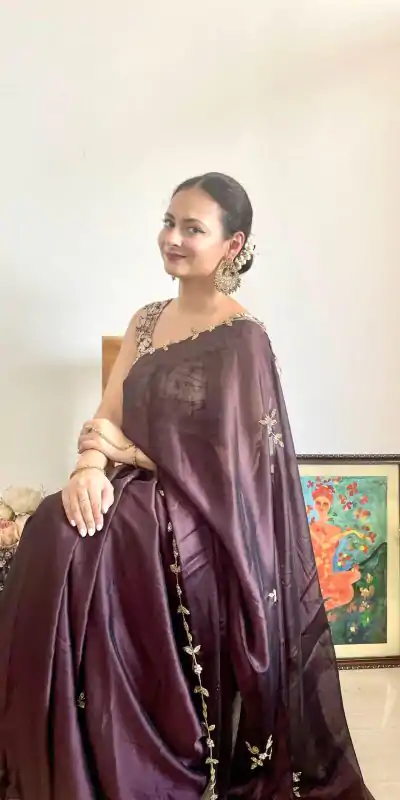  AC Resham Brown Color Rangoli Silk Handwork Cutwork Pearl Saree Casual, Wedding, Festive, Events . Expected Delivery  4-6 Working Days @1999/- only                                                                                                                                             | Designer Sarees, Embroidered Sarees, Sarees, Bollywood Sarees, Creative Sarees, Ethnic Saree, Modern Digital sarees, Party Wear Sarees