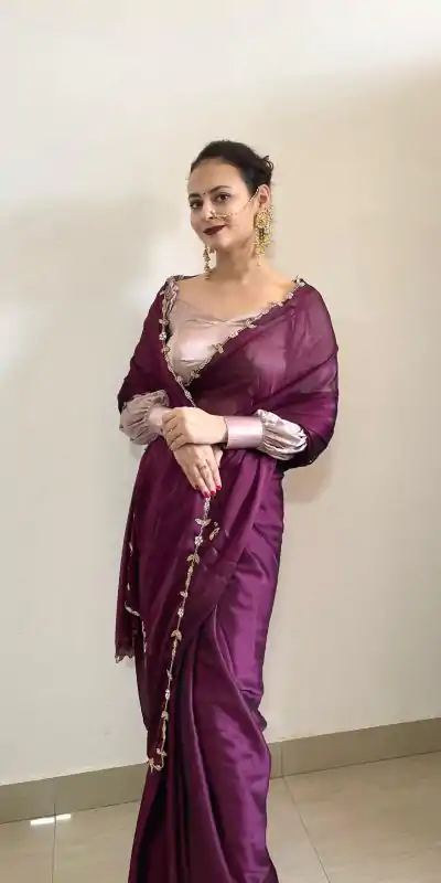  AC Resham Wine Color Rangoli Silk Handwork Cutwork Pearl Saree Casual, Wedding, Festive, Events . Expected Delivery  4-6 Working Days @1999/- only                                                                                                                                             | Designer Sarees, Embroidered Sarees, Sarees, Bollywood Sarees, Creative Sarees, Ethnic Saree, Modern Digital sarees, Party Wear Sarees