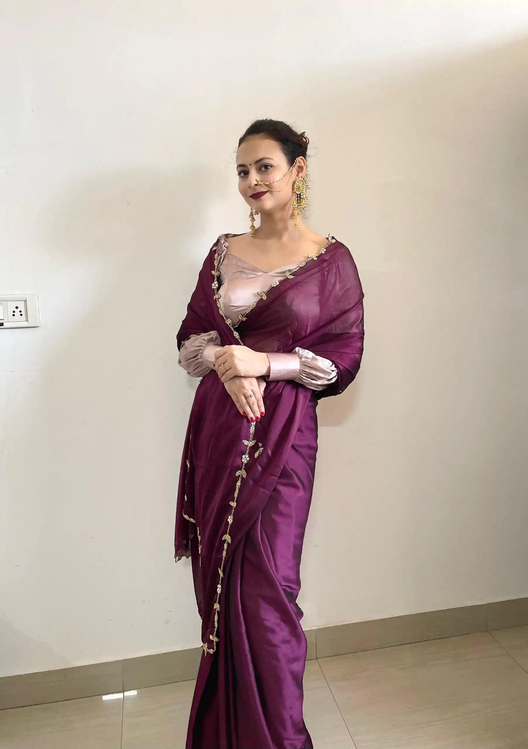  AC Resham Wine Color Rangoli Silk Handwork Cutwork Pearl Saree Casual, Wedding, Festive, Events . Expected Delivery  4-6 Working Days @1999/- only                                                                                                                                             | Designer Sarees, Embroidered Sarees, Sarees, Bollywood Sarees, Creative Sarees, Ethnic Saree, Modern Digital sarees, Party Wear Sarees