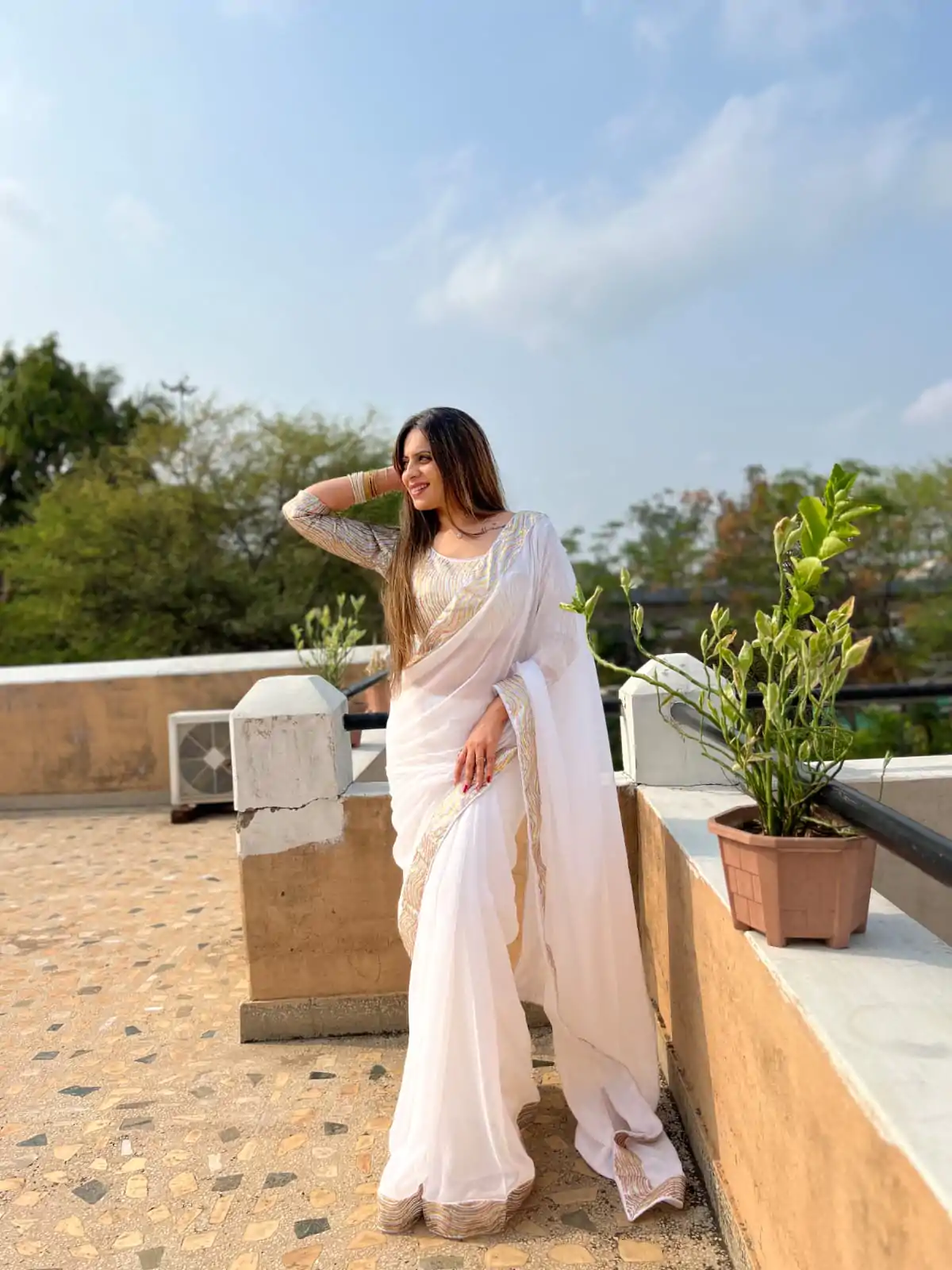 JR 579 White Color Georgette Sequence Work Lace Saree Casual, Wedding, Festive, Events . Expected Delivery  4-6 Working Days @1599/- only                                                                                                                                             | Designer Sarees, Embroidered Sarees, Sarees, Bollywood Sarees, Creative Sarees, Ethnic Saree, Modern Digital sarees, Party Wear Sarees