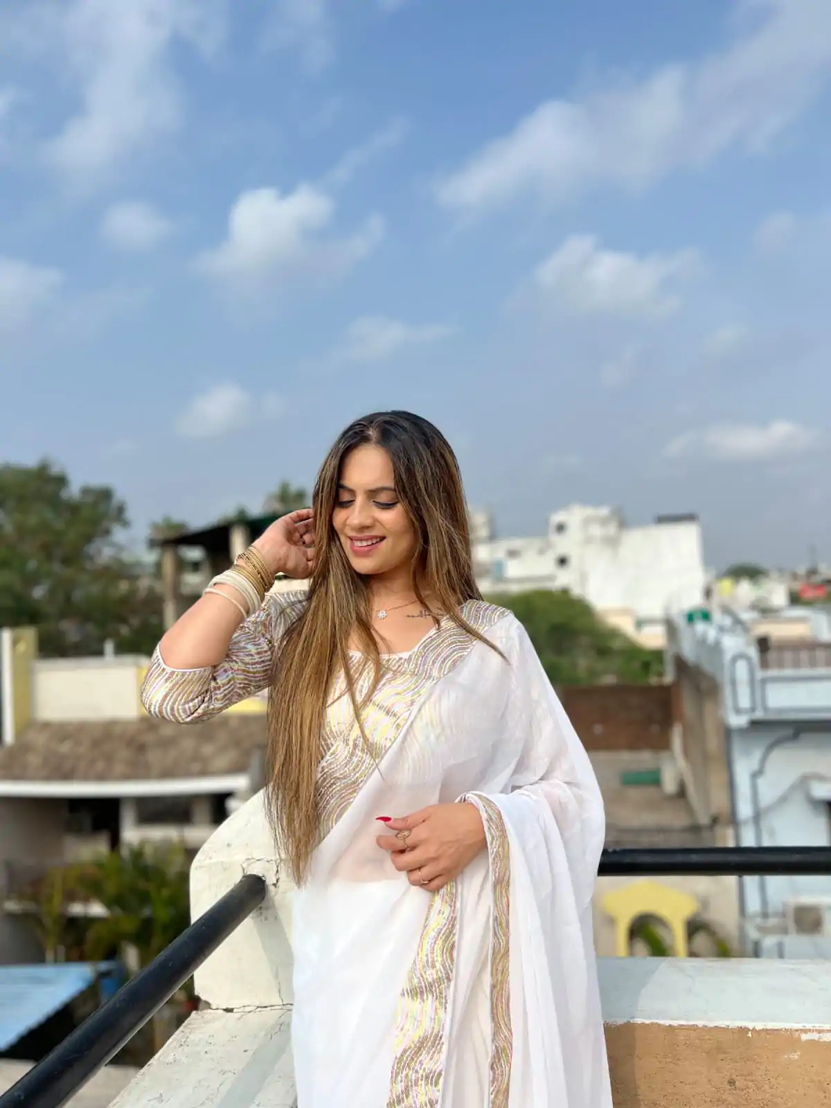 JR 579 White Color Georgette Sequence Work Lace Saree Casual, Wedding, Festive, Events . Expected Delivery  4-6 Working Days @1599/- only                                                                                                                                             | Designer Sarees, Embroidered Sarees, Sarees, Bollywood Sarees, Creative Sarees, Ethnic Saree, Modern Digital sarees, Party Wear Sarees