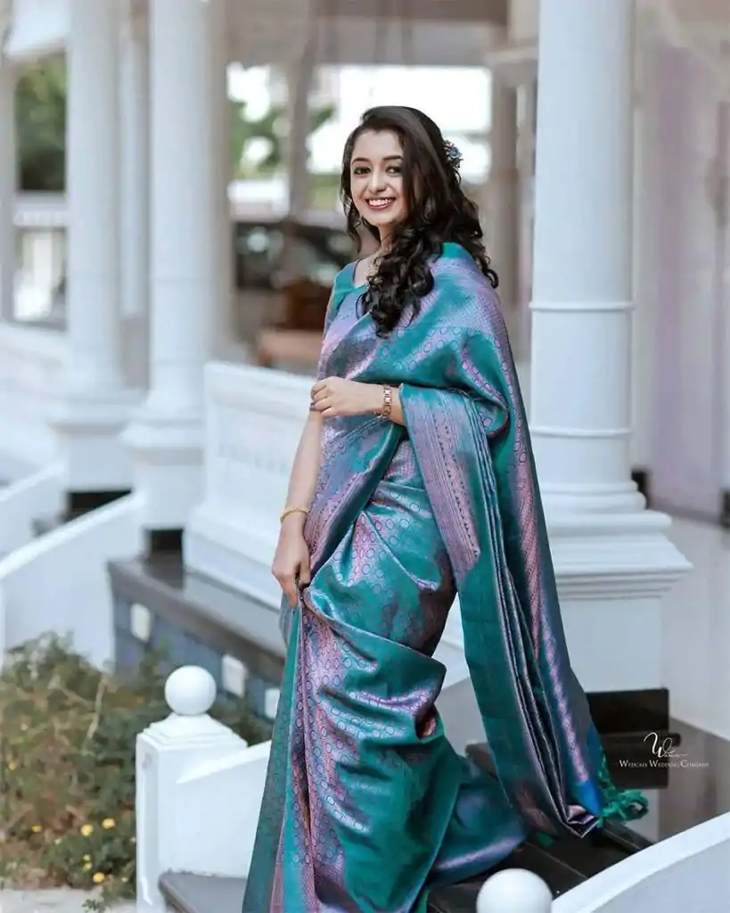 KP 5016 Blue Color Soft Litchi Silk jacquard Work On All Over Saree Casual, Wedding, Festive, Events . Expected Delivery  4-6 Working Days @1399/- only                                                                                                                                             | Designer Sarees, Embroidered Sarees, Sarees, Bollywood Sarees, Creative Sarees, Ethnic Saree, Modern Digital sarees, Party Wear Sarees