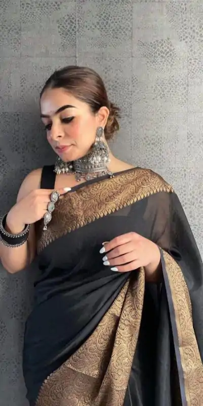 KP 3042 Black Color Soft Litchi Silk Jacquard Work Saree Casual, Wedding, Festive, Events . Expected Delivery  4-6 Working Days @1349/- only                                                                                                                                           | Designer Sarees, Embroidered Sarees, Sarees, Bollywood Sarees, Creative Sarees, Ethnic Saree, Modern Digital sarees, Party Wear Sarees
