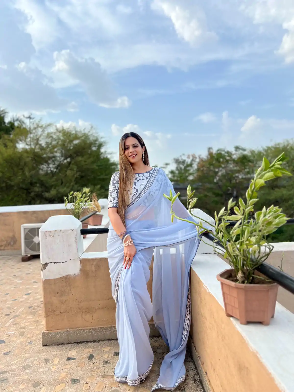 JR 572 Light Purple Color Georgette Embroidery Work Lace Saree Casual, Wedding, Festive, Events . Expected Delivery  4-6 Working Days @1549/- only                                                                                                                                             | Designer Sarees, Embroidered Sarees, Sarees, Bollywood Sarees, Creative Sarees, Ethnic Saree, Modern Digital sarees, Party Wear Sarees