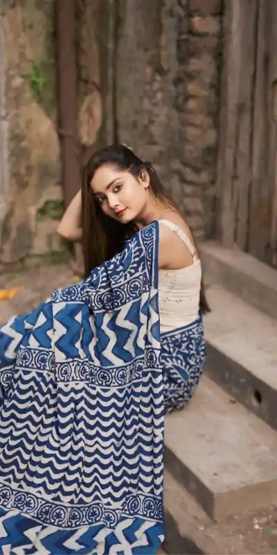 SC 404 Blue Color Soft Linen Silk Digital Print Saree Casual, Wedding, Festive, Events . Expected Delivery  4-6 Working Days @1599/- only                                                                                                                                           | Designer Sarees, Embroidered Sarees, Sarees, Bollywood Sarees, Creative Sarees, Ethnic Saree, Modern Digital sarees, Party Wear Sarees