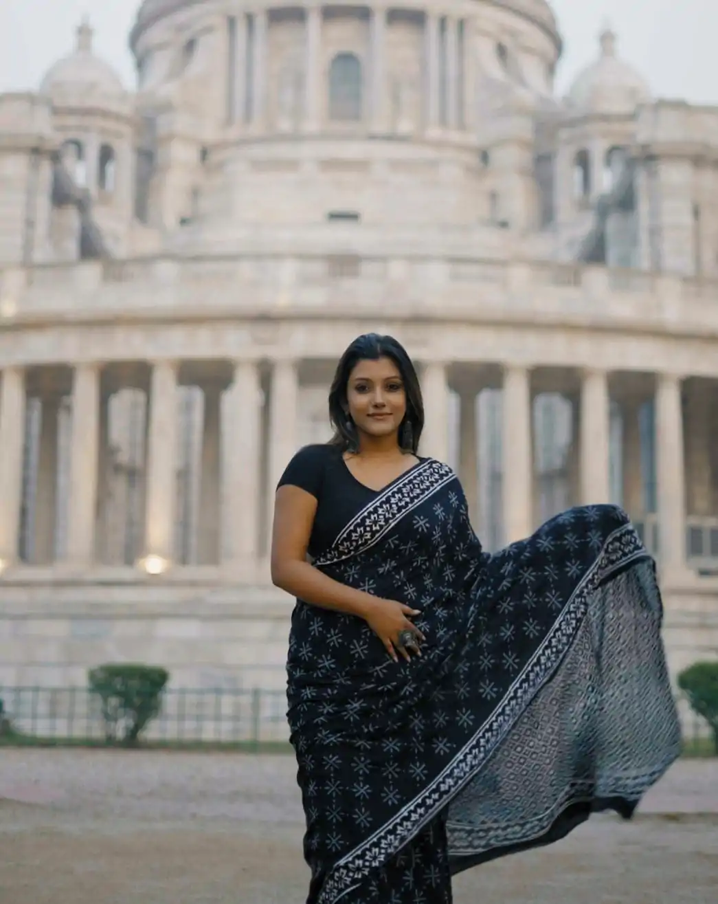 KP 4074 Pink  Color Lichi Silk Jacquard Work On All Over Saree Casual, Wedding, Festive, Events . Expected Delivery  4-6 Working Days @1399/- only                                                                                                                                           | Designer Sarees, Embroidered Sarees, Sarees, Bollywood Sarees, Creative Sarees, Ethnic Saree, Modern Digital sarees, Party Wear Sarees