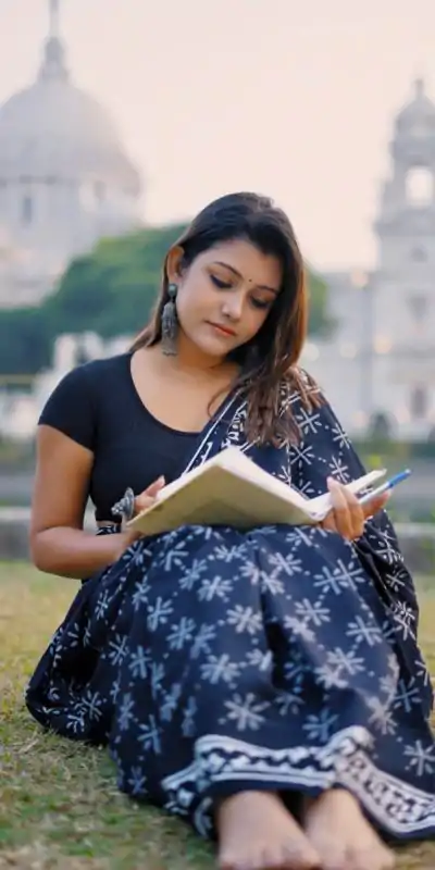 KP 4074 Pink  Color Lichi Silk Jacquard Work On All Over Saree Casual, Wedding, Festive, Events . Expected Delivery  4-6 Working Days @1399/- only                                                                                                                                           | Designer Sarees, Embroidered Sarees, Sarees, Bollywood Sarees, Creative Sarees, Ethnic Saree, Modern Digital sarees, Party Wear Sarees