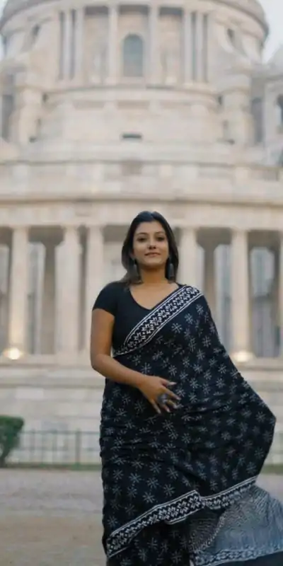 KP 4074 Pink  Color Lichi Silk Jacquard Work On All Over Saree Casual, Wedding, Festive, Events . Expected Delivery  4-6 Working Days @1399/- only                                                                                                                                           | Designer Sarees, Embroidered Sarees, Sarees, Bollywood Sarees, Creative Sarees, Ethnic Saree, Modern Digital sarees, Party Wear Sarees