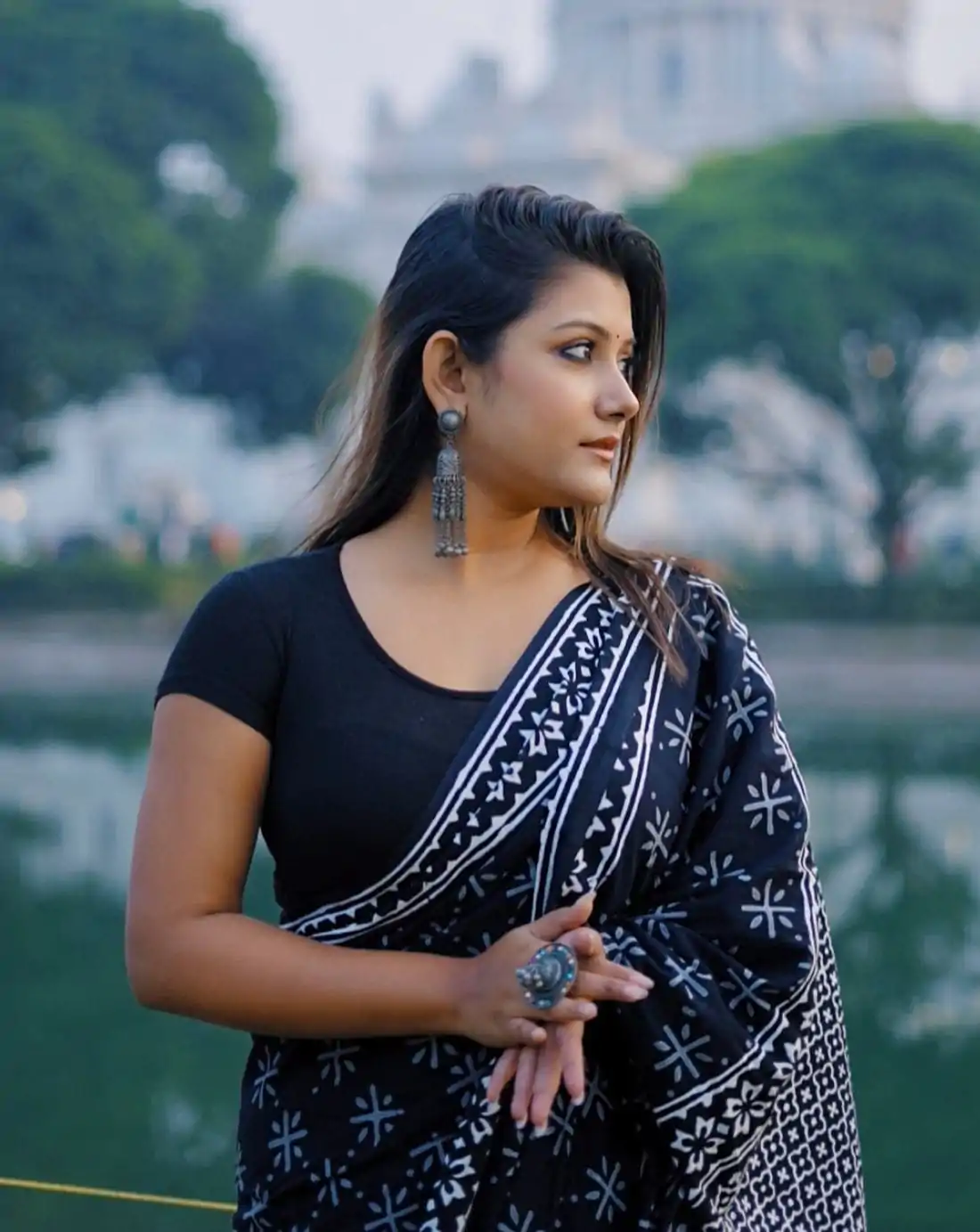 KP 4074 Pink  Color Lichi Silk Jacquard Work On All Over Saree Casual, Wedding, Festive, Events . Expected Delivery  4-6 Working Days @1399/- only                                                                                                                                           | Designer Sarees, Embroidered Sarees, Sarees, Bollywood Sarees, Creative Sarees, Ethnic Saree, Modern Digital sarees, Party Wear Sarees