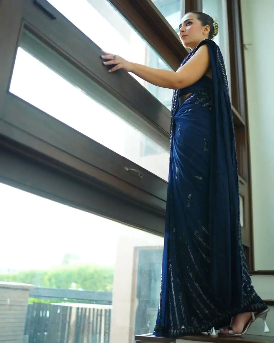 JR 633 Navy Blue Color Georgette Sequence Work Saree Casual, Wedding, Festive, Events . Expected Delivery  4-6 Working Days @1899/- only                                                                                                                                           | Designer Sarees, Embroidered Sarees, Sarees, Bollywood Sarees, Creative Sarees, Ethnic Saree, Modern Digital sarees, Party Wear Sarees