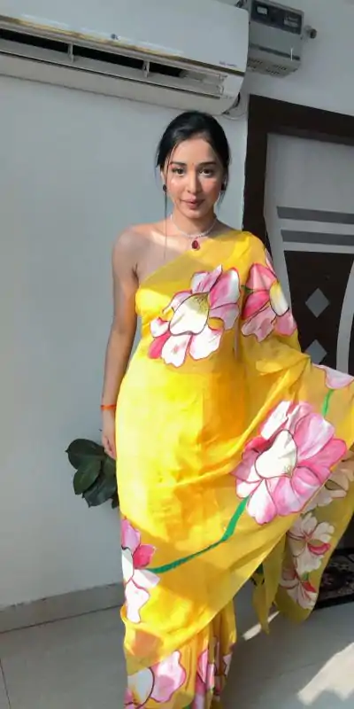 SC 228 Yellow Color Soft Organza Silk Ready To Wear Saree Casual, Wedding, Festive, Events . Expected Delivery  4-6 Working Days @1549/- only                                                                                                                                             | Designer Sarees, Embroidered Sarees, Sarees, Bollywood Sarees, Creative Sarees, Ethnic Saree, Modern Digital sarees, Party Wear Sarees