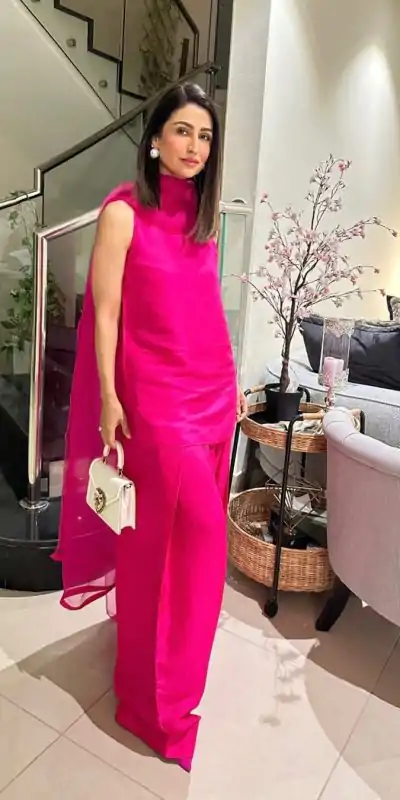 LG 1939 Pink Color Fendi Silk Salwar Suit Casual, Wedding, Festive, Events . Expected Delivery  4-6 Working Days @1799/- only      | Casual Suits, Jump Suits, Salwar suit, Creative suits, Designer Suits, Palazzo Suits, Party Wear Suits, Patiala Suits, Straight Suits