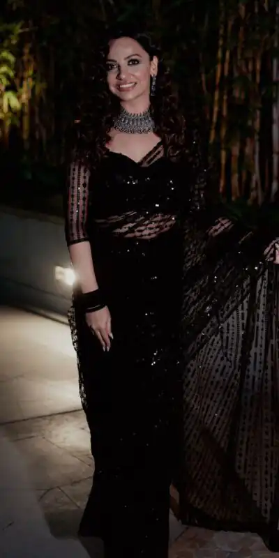 DF 3332 Black Color Butterfly Net 5mm Sequence Embroiderer Work Saree Casual, Wedding, Festive, Events . Expected Delivery  4-6 Working Days @1699/- only                                                                                | Designer Sarees, Embroidered Sarees, Sarees, Bollywood Sarees, Creative Sarees, Ethnic Saree, Modern Digital sarees, Party Wear Sarees