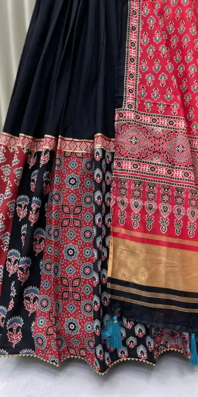 BE 389 Black Color Polyester Rayon With Print Lehenga Choli Wedding, Party, Festive, Events Etc. Delivery 4-6 Working Days Rs 1999 | Lehenga, Bollywood Lehenga, Creative Lehenga, Designer Lehenga, Embroidered Lehenga, Party Wear Lehenga