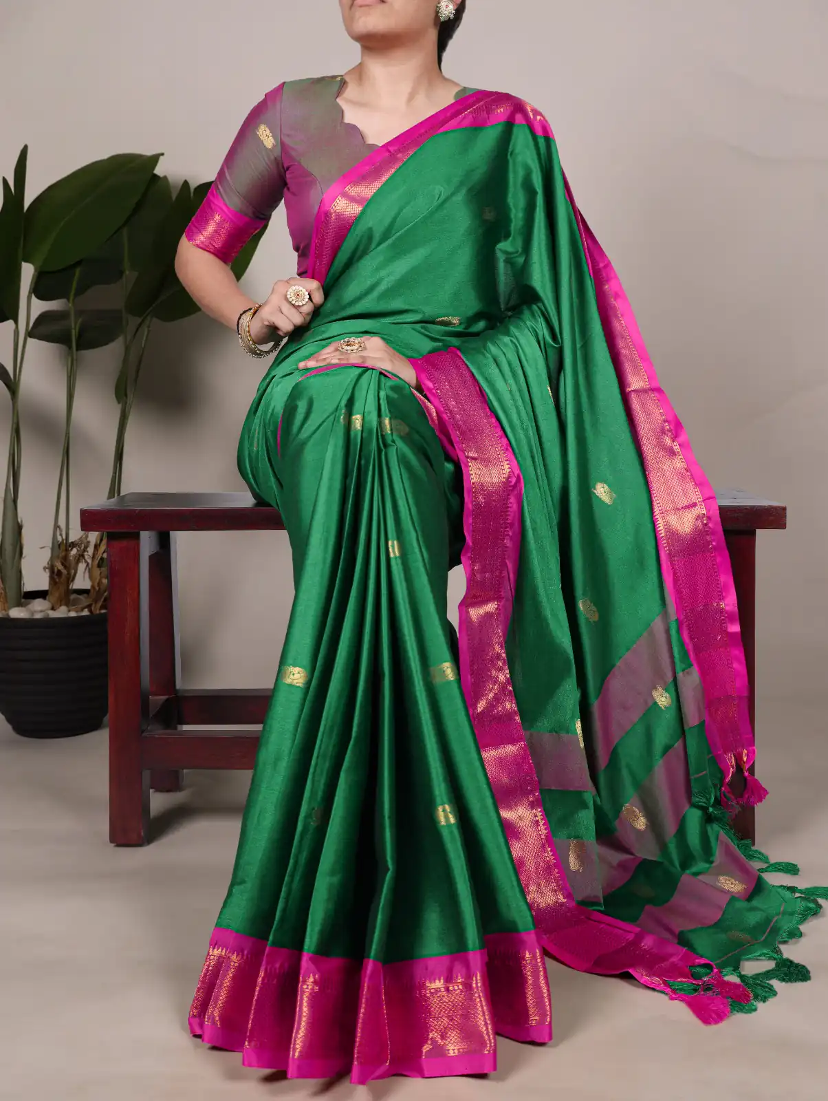 YNF 7406 Green Color Cotton Silk Weaving Work Paithani Concept Saree Casual, Wedding, Festive, Events . Expected Delivery  4-6 Working Days @1449/- only                                                                                | Designer Sarees, Embroidered Sarees, Sarees, Bollywood Sarees, Creative Sarees, Ethnic Saree, Modern Digital sarees, Party Wear Sarees