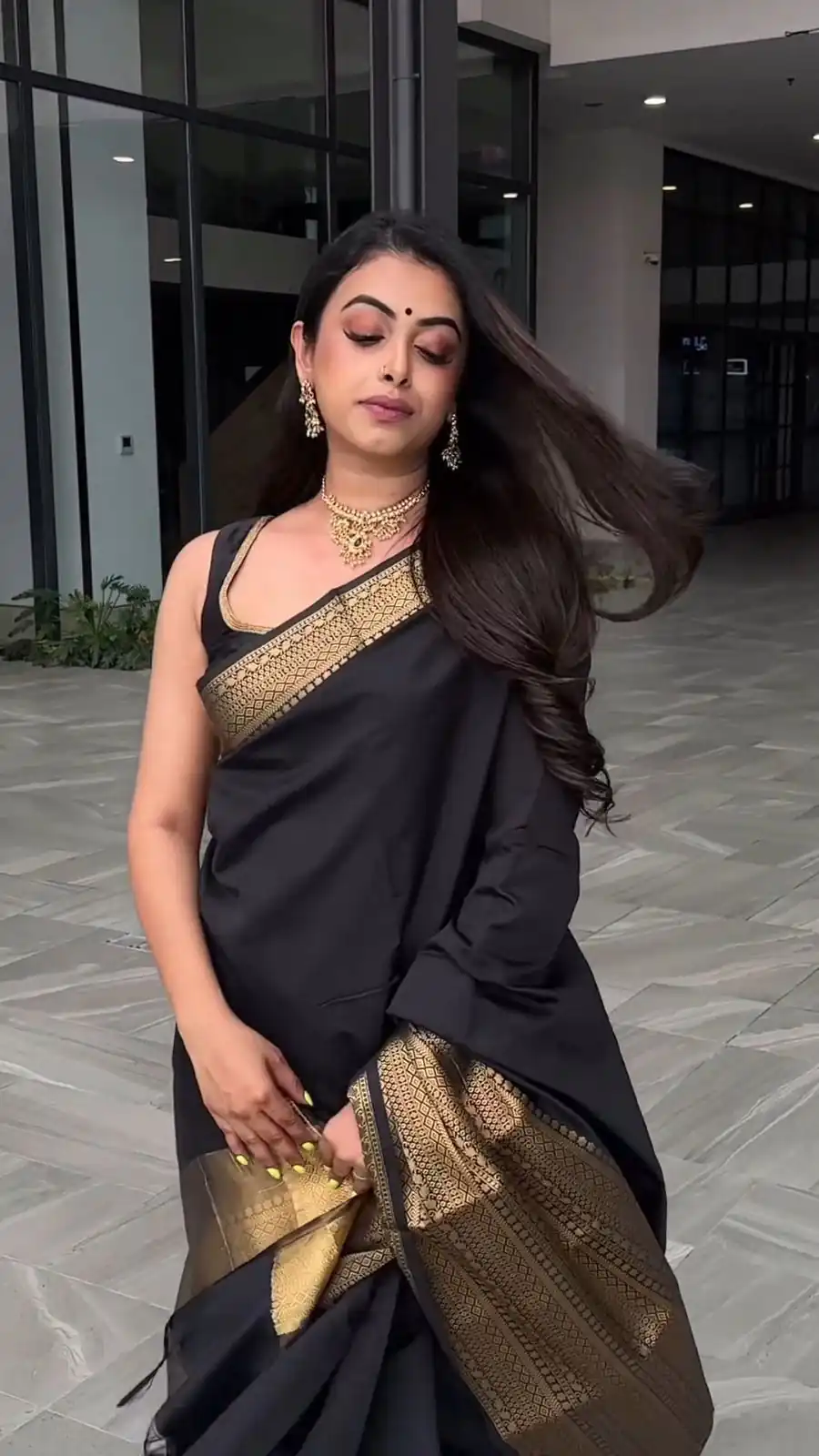 KP 5095 Black Color Jacquard With Designer Work All Over Saree . Exclusive Offer ₹1344. Delivery 4-6 Working Days. Shop now. | Designer Sarees, Embroidered Sarees, Sarees, Bollywood Sarees, Creative Sarees, Ethnic Saree, Modern Digital sarees, Party Wear Sarees