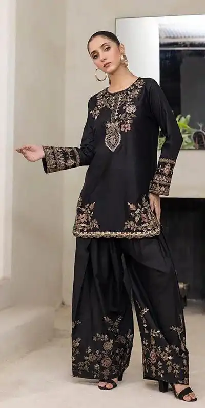 DC 107 Black Havy Natural Crep Salwar Suit Perfect for Wedding, Party, Cultural Events, Family Gatherings, Ethnic Day – . Affordable Price ₹1849. Deli | Jump Suits, Salwar suit, Casual Suits, Creative suits, Designer Suits, Palazzo Suits, Party Wear Suits, Patiala Suits, Straight Suits