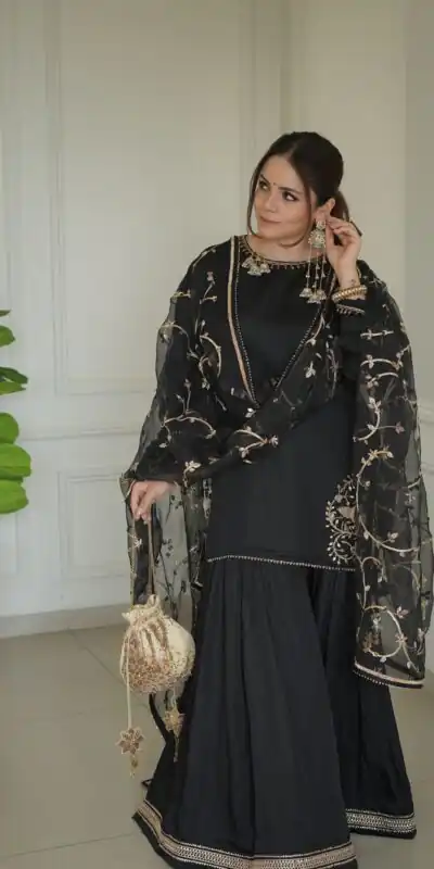 ZSR 3142 Black Pure Natural Crep With Embroidery Sequence Work Salwaar Suit Perfect for Wedding, Party, Bridal Wear, Pongal, Onam Best Price ₹1999 | Casual Suits, Jump Suits, Tops & Bottoms, Track Suits, Salwar suit, Creative suits, Designer Suits, Palazzo Suits, Party Wear Suits, Patiala Suits, Straight Suits, Trendy Wear