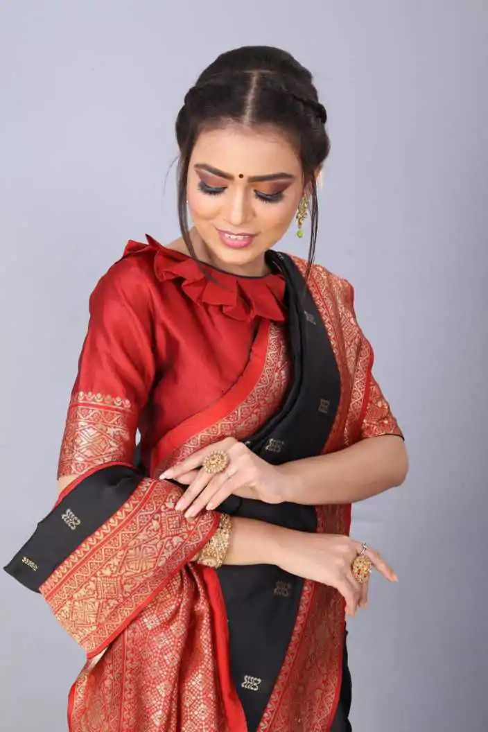 KP 3032 Black  Color Soft Lichi Silk Jacquard On All Over Saree Casual, Party Wear, Wedding, Events Etc. Expected Delivery 4-6 Working Days @1449/- | Designer Sarees, Embroidered Sarees, Sarees, Bollywood Sarees, Creative Sarees, Ethnic Saree, Modern Digital sarees, Party Wear Sarees