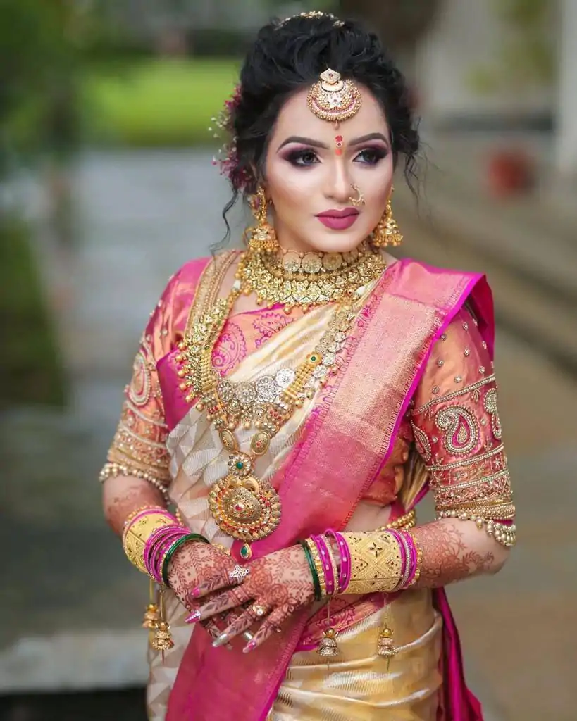 KP 5049 Cream Soft Lichi Silk Cloth With Lace Work & Lace Border Saree Best Price ₹1449. Delivery 4-6 Working Days. Shop now. | Designer Sarees, Embroidered Sarees, Sarees, Bollywood Sarees, Creative Sarees, Ethnic Saree, Modern Digital sarees, Party Wear Sarees