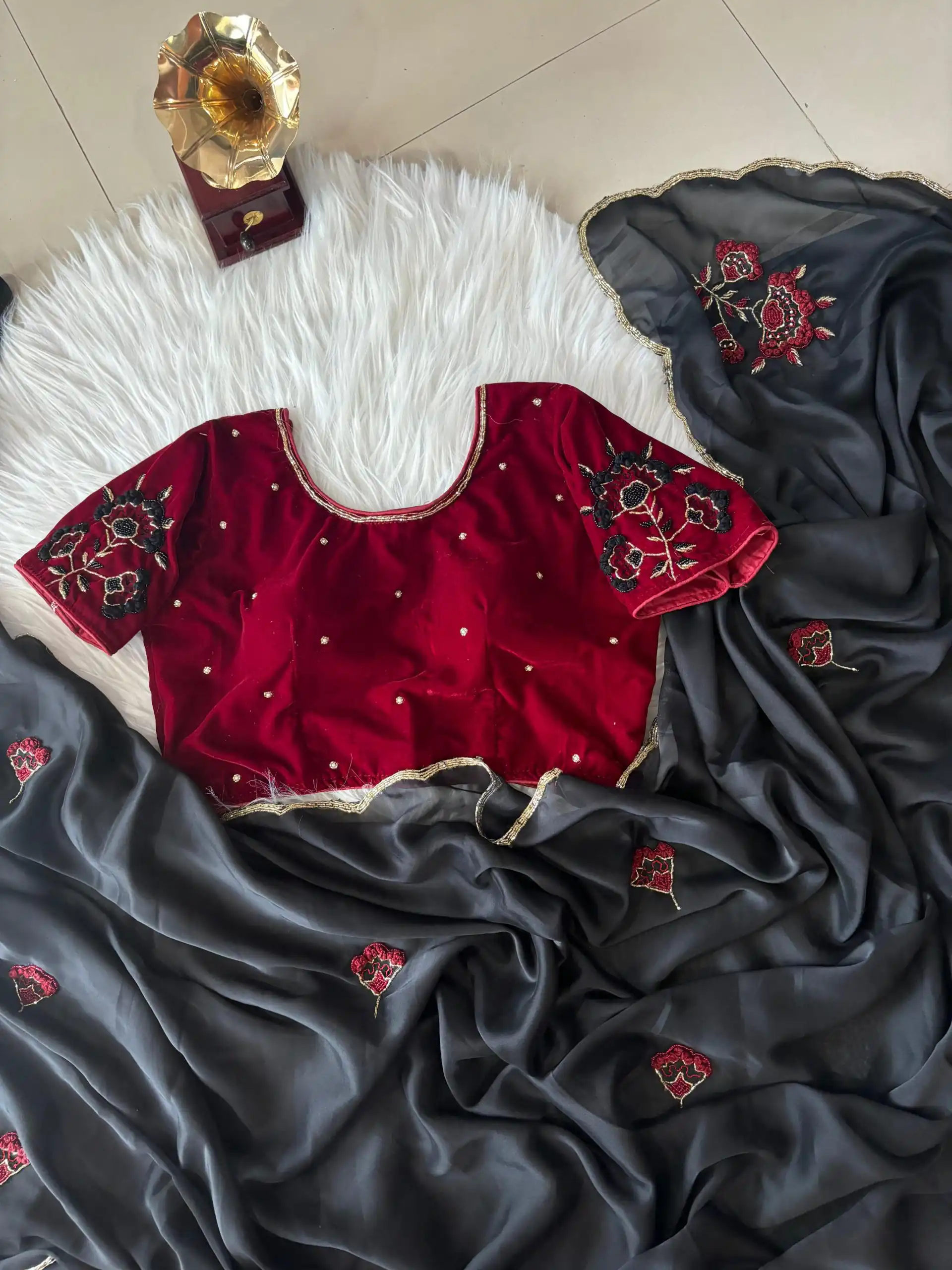 AC AZAELEA Dark Blue Rangoli Silk Lace Work & Resham Work Saree with . Exclusive Offer ₹2549. Delivery 4-6 Working Days. Shop now. | Designer Sarees, Embroidered Sarees, Sarees, Bollywood Sarees, Creative Sarees, Ethnic Saree, Modern Digital sarees, Party Wear Sarees