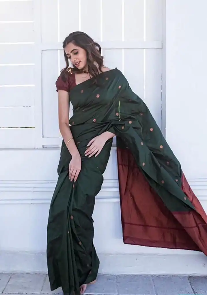 KP 5000 Green Soft Lichi Silk Saree with Designer Work. Wedding, Party, Festive, Events, Now at just ₹1249. Delivery 4-6 Working Days. Shop now. | Designer Sarees, Embroidered Sarees, Sarees, Bollywood Sarees, Creative Sarees, Ethnic Saree, Modern Digital sarees, Party Wear Sarees