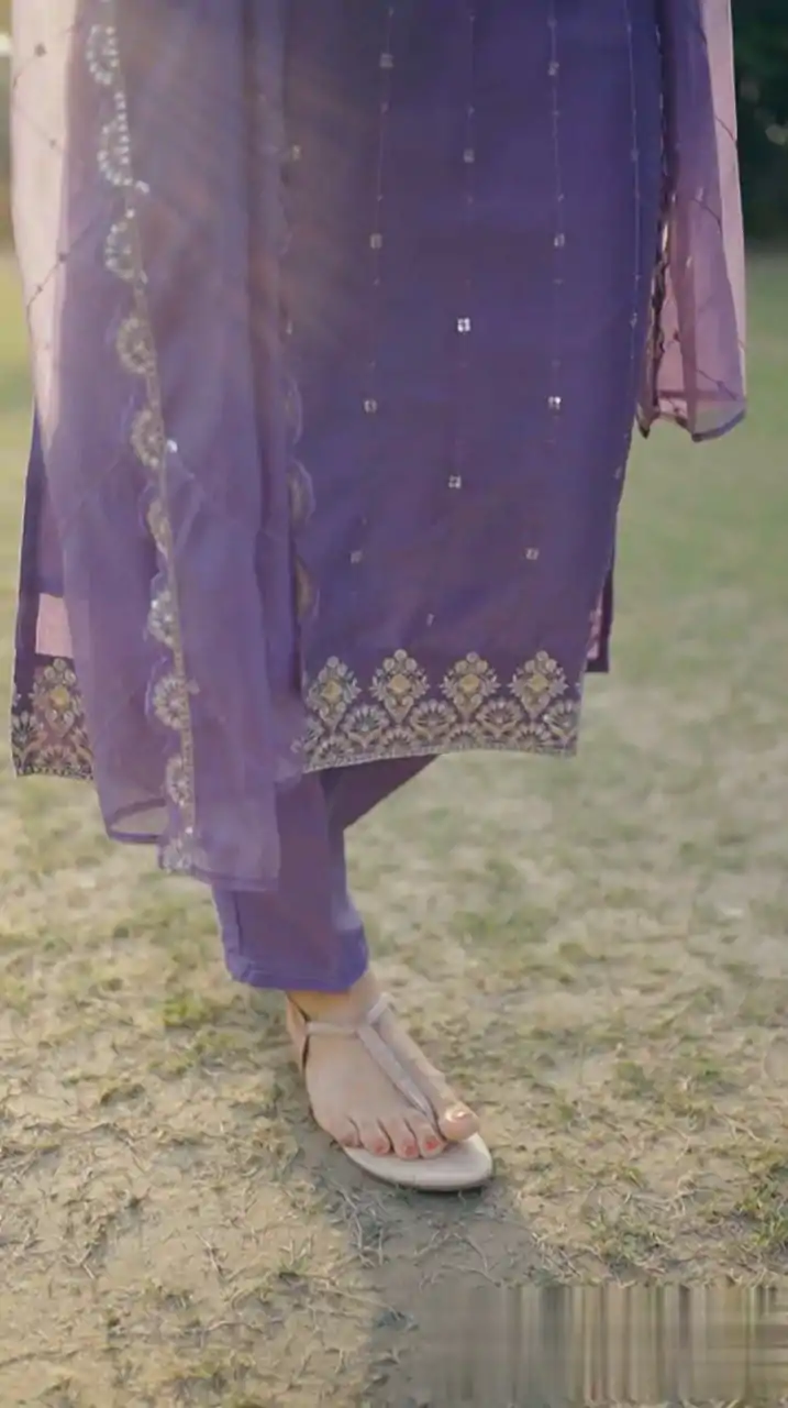 DC 106 Lavender Havy Pure Chinon Salwar Suit Perfect for Wedding, Party, Haldi, Onam, Baisakhi – . Festive Deal ₹1799. Delivery 4-6 Working Days. | Jump Suits, Tops & Bottoms, Track Suits, Salwar suit, Casual Suits, Creative suits, Designer Suits, Palazzo Suits, Party Wear Suits, Patiala Suits, Straight Suits, Trendy Wear