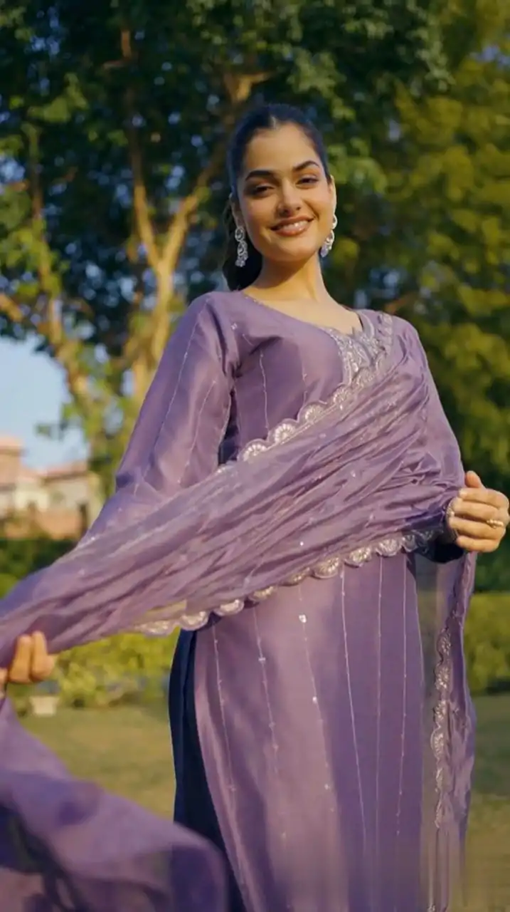 DC 106 Lavender Havy Pure Chinon Salwar Suit Perfect for Wedding, Party, Haldi, Onam, Baisakhi – . Festive Deal ₹1799. Delivery 4-6 Working Days. | Jump Suits, Tops & Bottoms, Track Suits, Salwar suit, Casual Suits, Creative suits, Designer Suits, Palazzo Suits, Party Wear Suits, Patiala Suits, Straight Suits, Trendy Wear