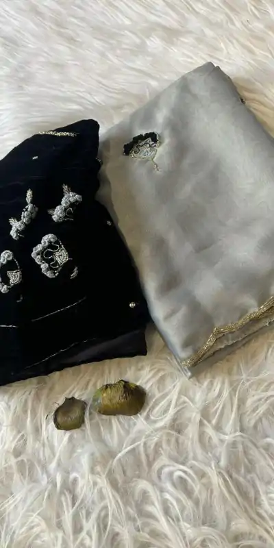 AC AZAELEA Light Grey Rangoli Silk Lace Work & Resham Work Saree with . Exclusive Offer ₹2549. Delivery 4-6 Working Days. Shop now. | Designer Sarees, Embroidered Sarees, Sarees, Bollywood Sarees, Creative Sarees, Ethnic Saree, Modern Digital sarees, Party Wear Sarees